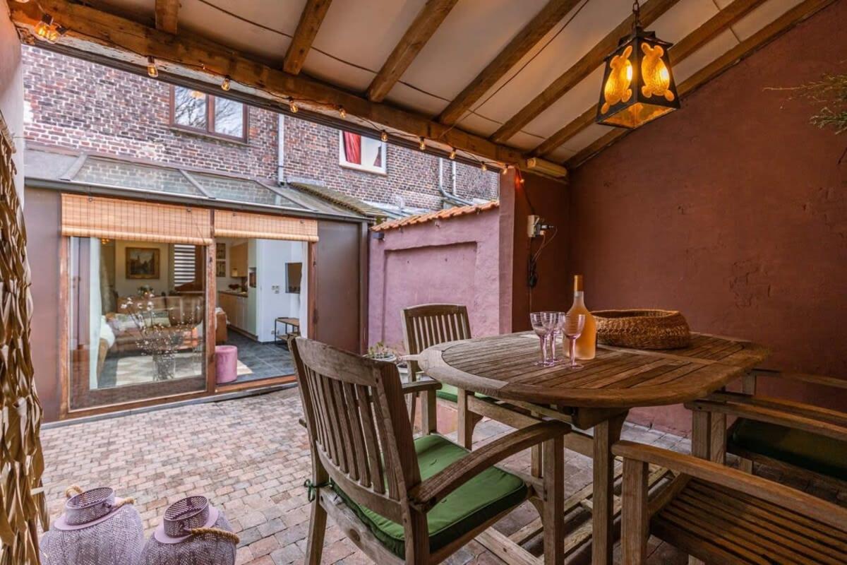 Вилла Huswell - Charming Town-House In The Center Of Брюгге Экстерьер фото